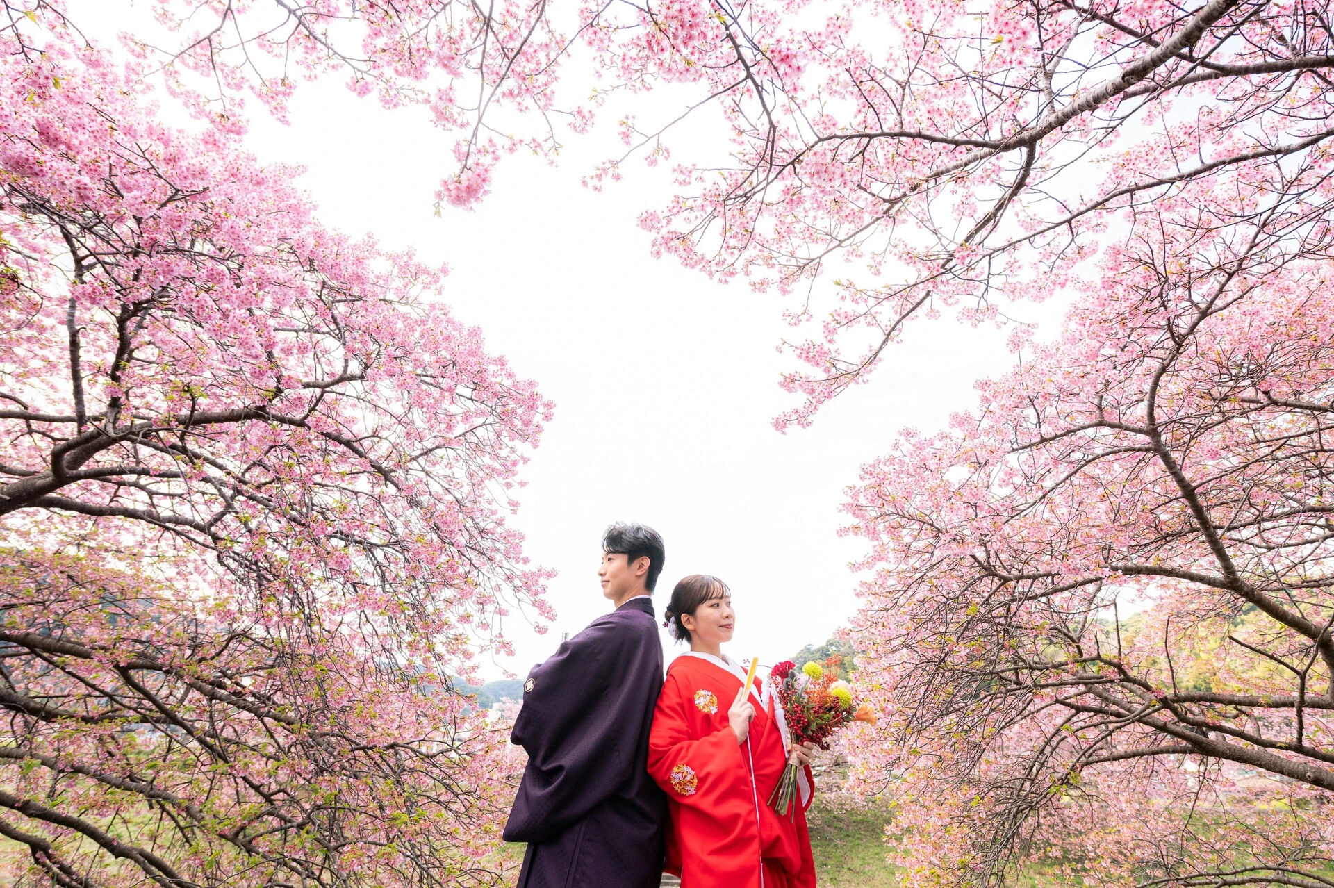 「和装も洋装も桜とのフォトウエディング』